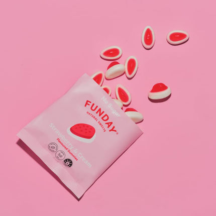 Funday Strawberry & Cream Share Bag No Sugar Added 120G ( BB 09/07/2026 )