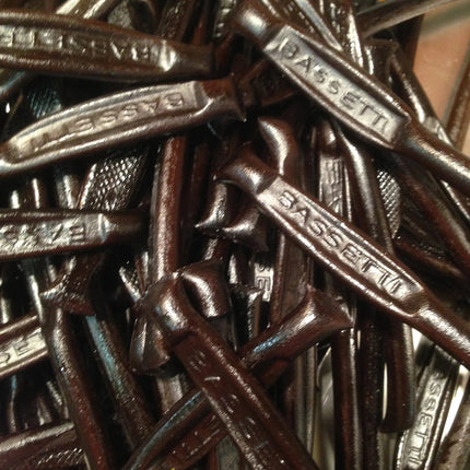 Barratt Hard Liquorice Sticks 75 x 15.5G ( BB 30/04/2026 )